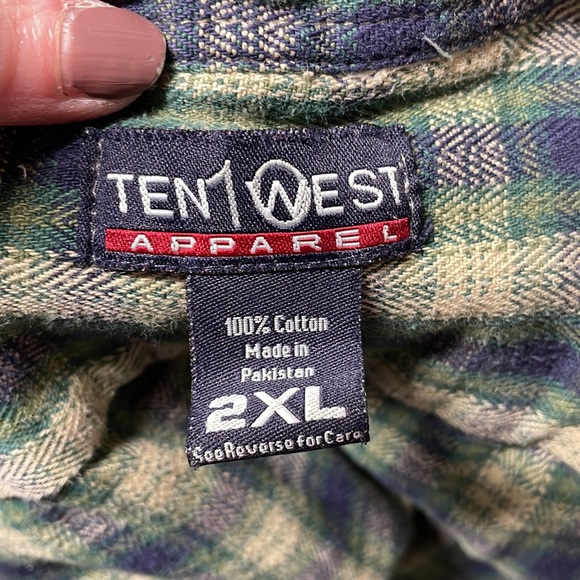 Mens 2XL long sleeve button down shirt, brand name Ten West, preowned - Picture 6 of 7